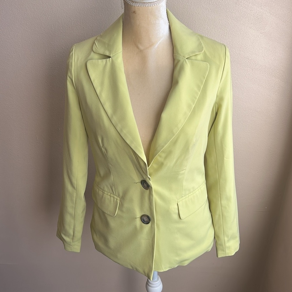 Forever 21 Womens Blazer Sz S New Green 2 Button Long Sleeve CLA - Picture 2 of 3